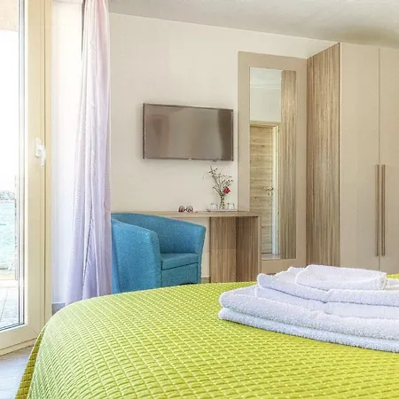 ホテル Modo プーラ